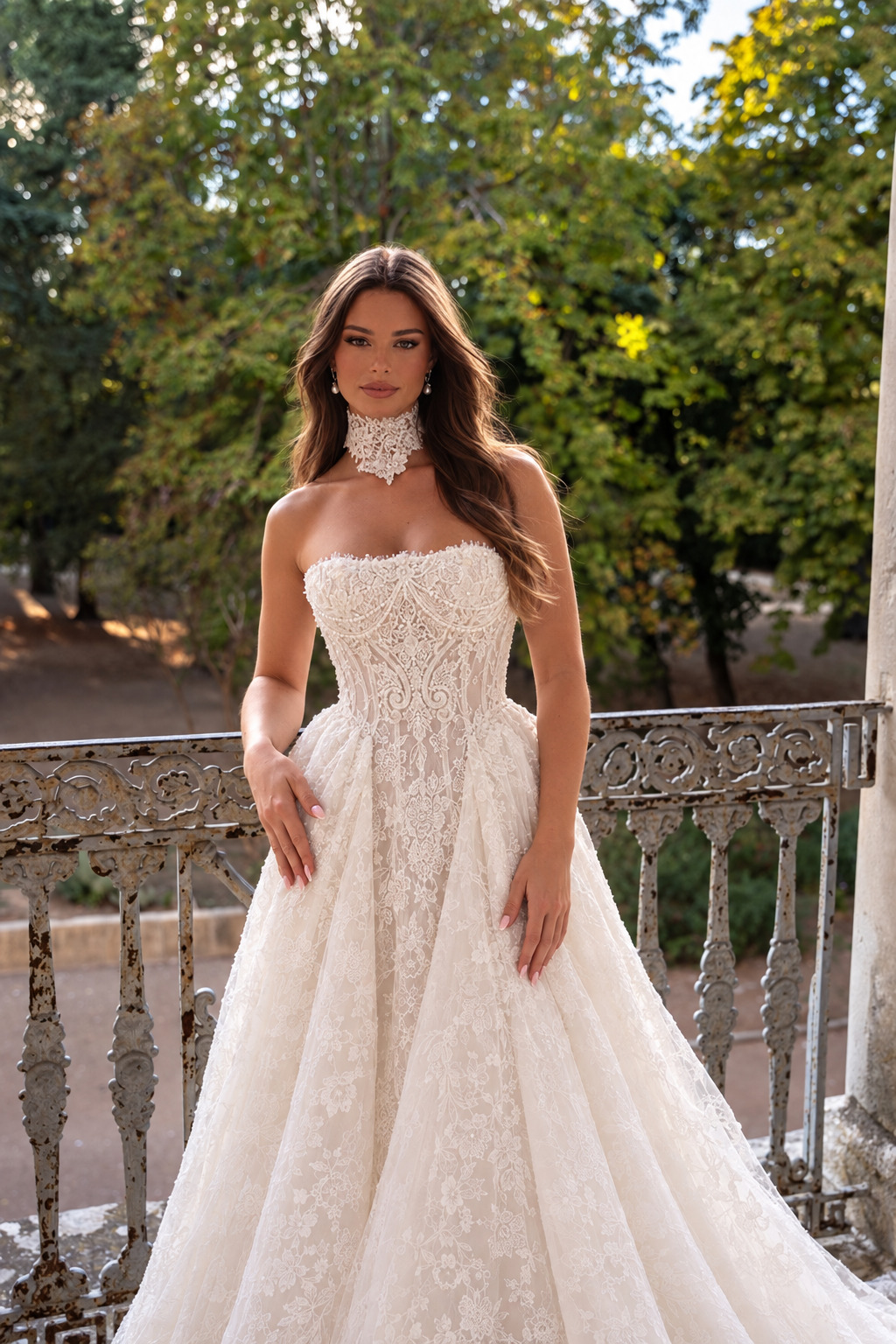 Détail floral de la robe de mariée